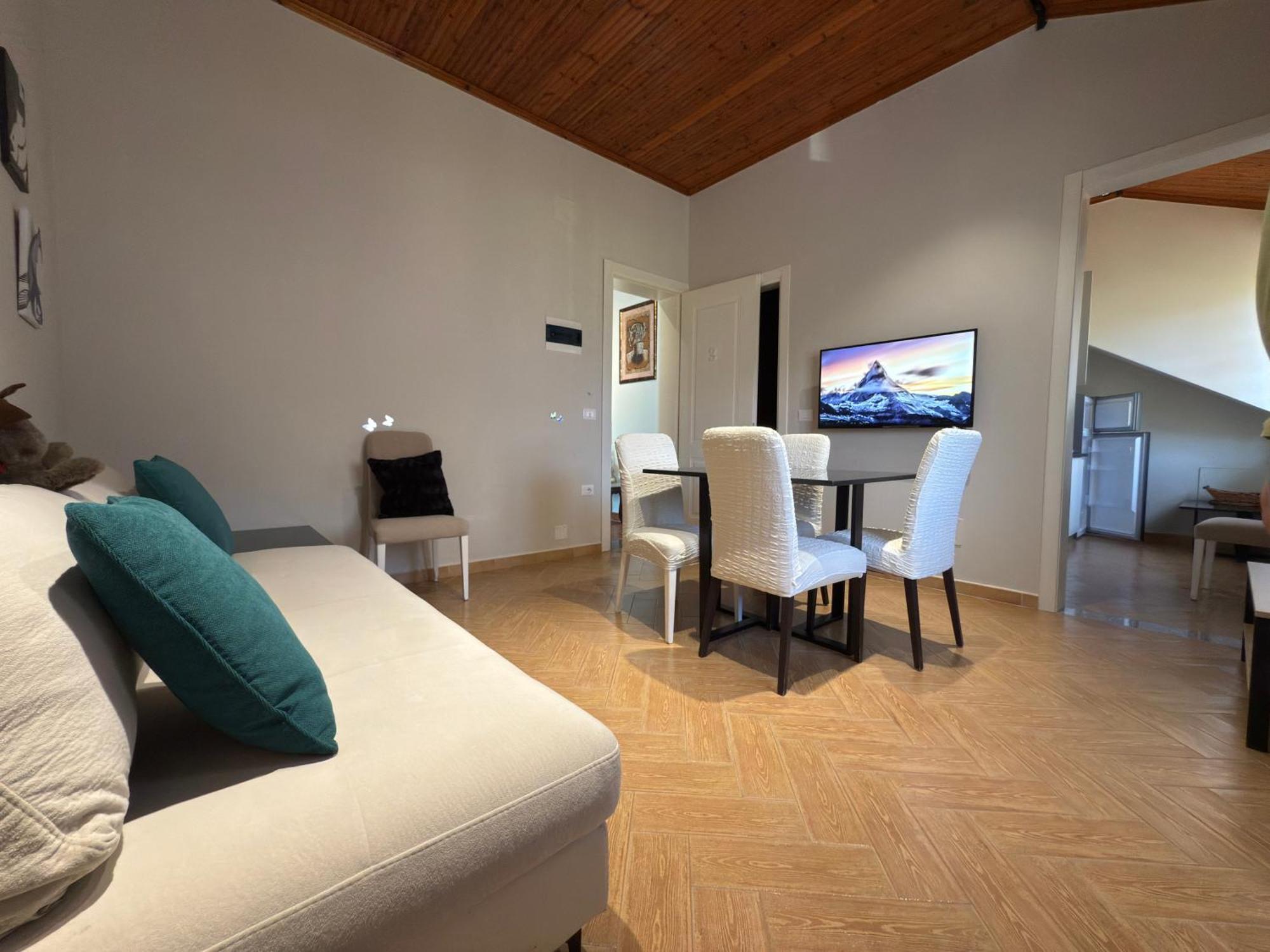 Villa Ida Apartments Vlorë Habitación foto